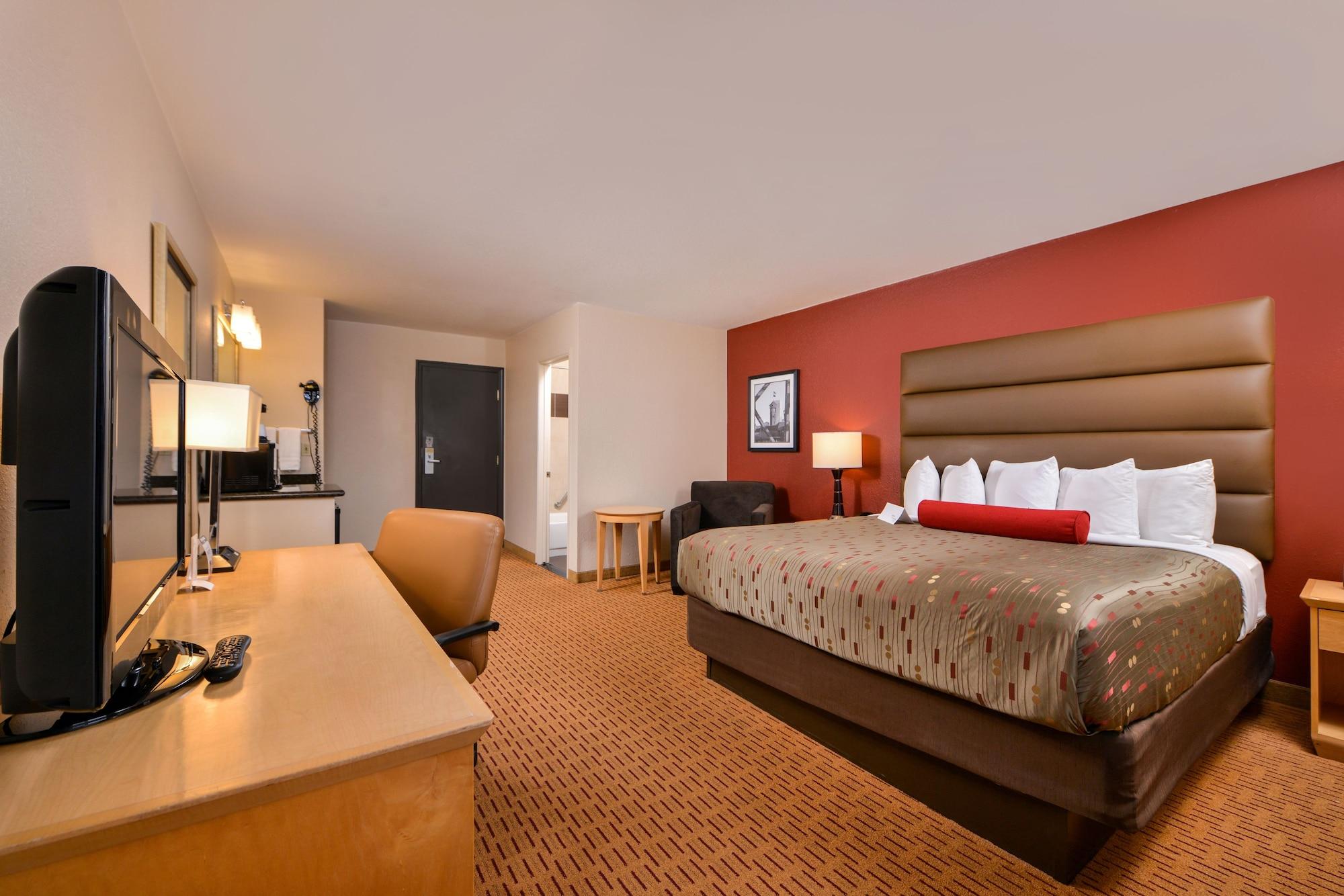 Clackamas Inn And Suites Экстерьер фото